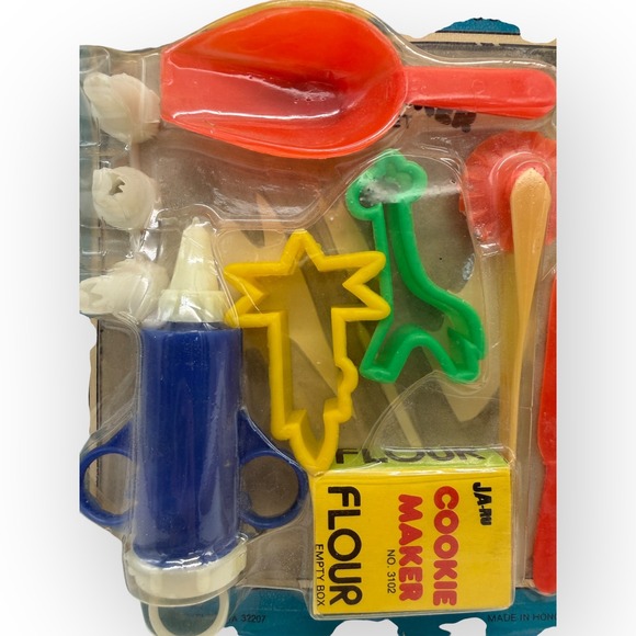 Vintage JA-RU Cookie Maker Play Set No. 3102 Retro Kitchen Toy New on Card 1980s - Picture 2 of 7